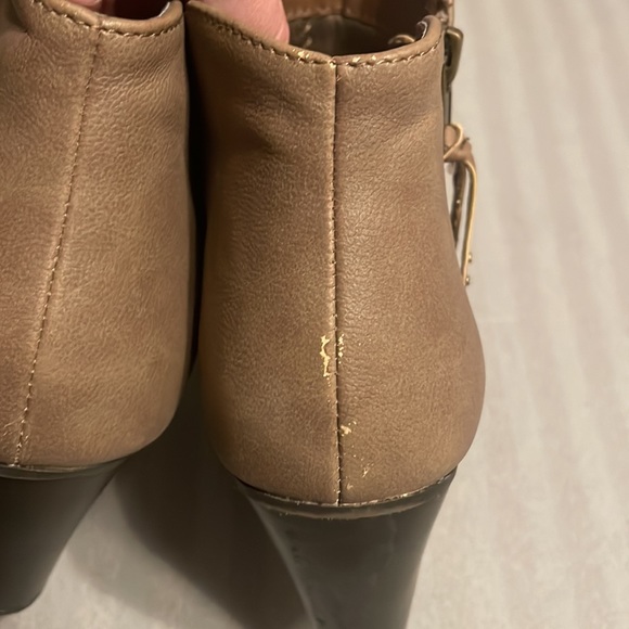 Women’s Charlotte Russe ankle boots, size 8 - Picture 8 of 9